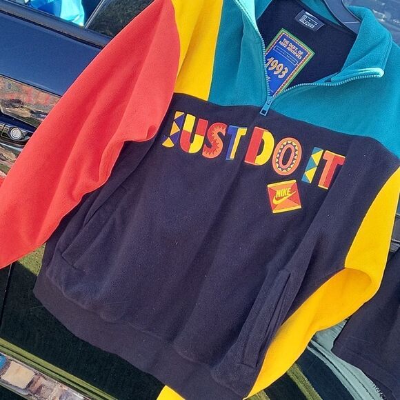 NWT reissued 1993 Nike sweatshirt - Picture 2 of 5